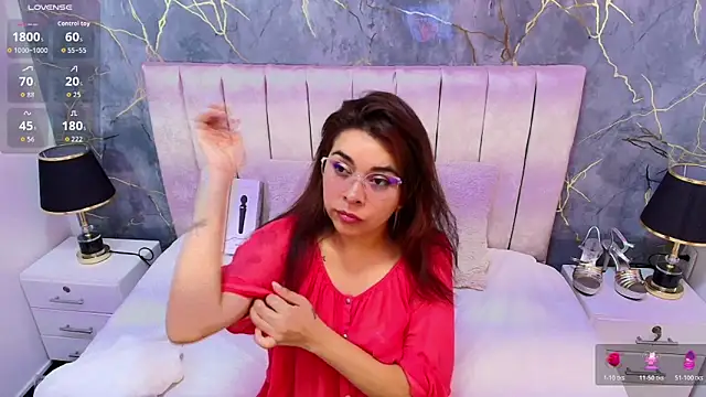 Mystic queen online show from 03/24/26, 04:34