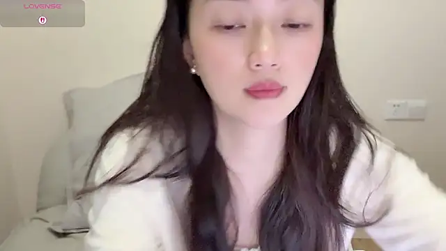Snapshot of jinxiyao01 chatting on 06/21/26, 02:30 jinxiyao01 online show from 06/21/26, 02:30