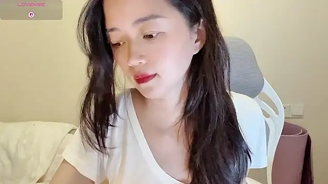 Snapshot of jinxiyao01 chatting on 06/28/26, 02:34 jinxiyao01 online show from 06/28/26, 02:34