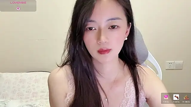 Snapshot of jinxiyao01 chatting on 08/01/26, 02:49 jinxiyao01 online show from 08/01/26, 02:49