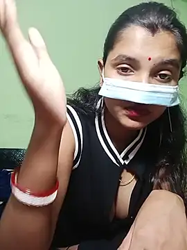 Sexy Sonniyaa online show from 07/07/26, 07:23