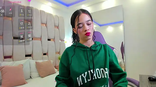 georgina kloss  online show from 03/27/26, 05:01