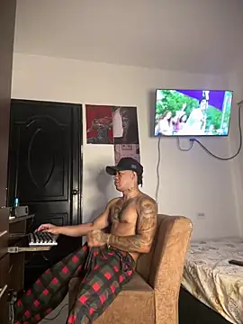 Kenny romano online show from 04/15/26, 03:19