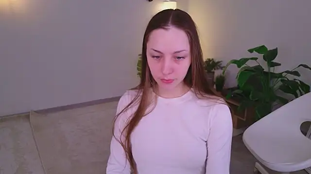 I m Regina online show from 04/11/26, 05:56