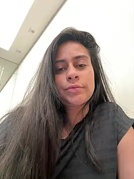 Geovana blan online show from 03/03/26, 08:15