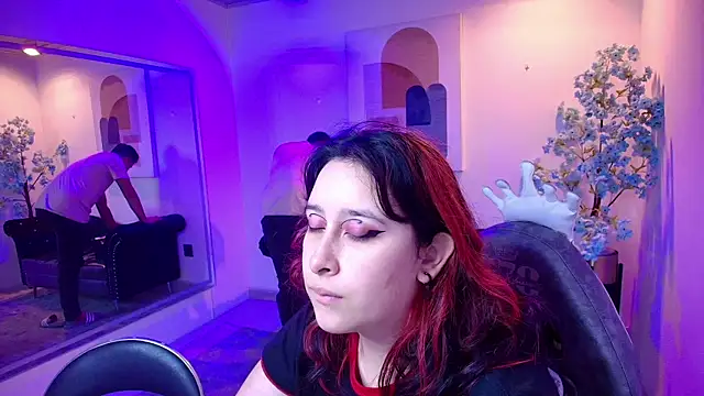 TarlyWho online show from 05/18/26, 11:27
