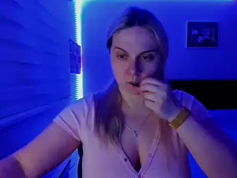 callme iva online show from 04/10/26, 03:34