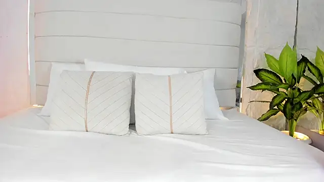 AitanaNoa online show from 03/25/26, 08:26