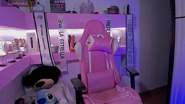 CherrySeraphine1 online show from 04/13/26, 06:30