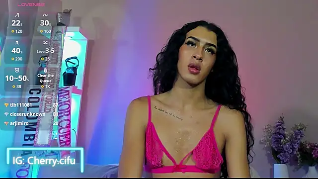 CherrySeraphine1 online show from 06/10/26, 08:35