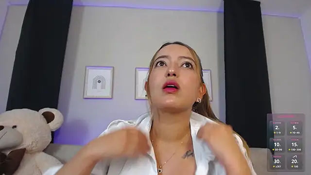 Velvet Lia online show from 03/10/26, 12:54