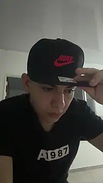 yan oficiall online show from 03/04/26, 02:17