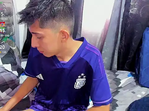 gomitaboy1 online show from 04/12/26, 07:19