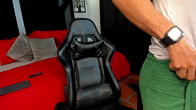 Emmet CollinsJS online show from 04/09/26, 06:19