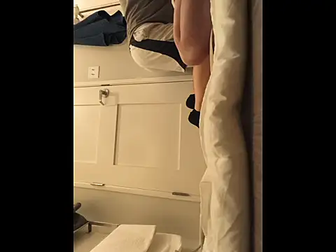 luckilyfound3 online show from 03/31/26, 08:53