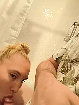 luckilyfound3 online show from 04/24/26, 04:31