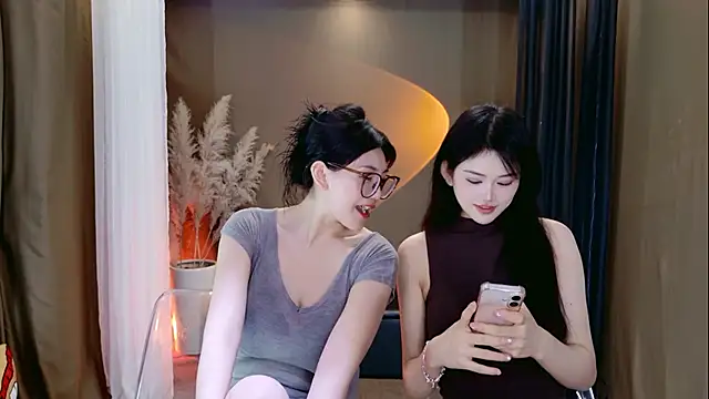Snapshot of Banana-Milk69 chatting on 06/27/26, 01:10 Banana-Milk69 online show from 06/27/26, 01:10