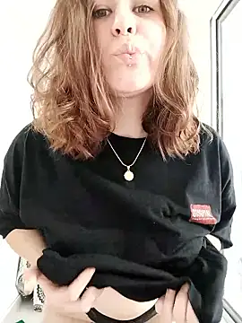 beluve l online show from 03/31/26, 03:45