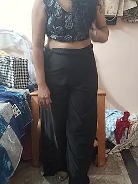 Sunitha28 online show from 03/27/26, 04:29