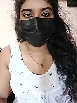 Snapshot of Sunitha28 chatting on 05/31/26, 06:42 Sunitha28 online show from 05/31/26, 06:42