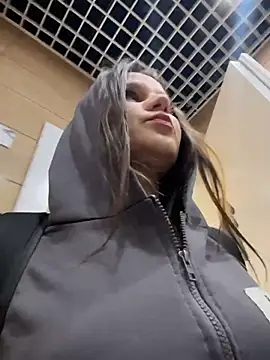 Snapshot of MaryLola chatting on 04/01/26, 05:41 MaryLola online show from 04/01/26, 05:41