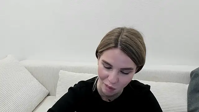 MollyCem online show from 03/10/26, 03:28