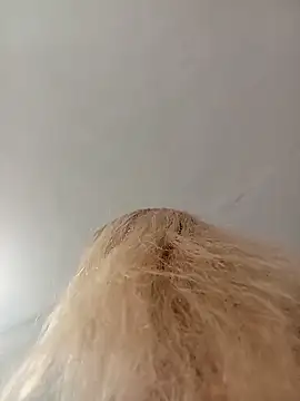 ViktoriaSexi1 online show from 04/15/26, 08:09