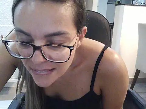 VibeProibida online show from 05/02/26, 09:53