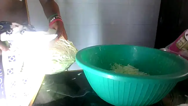 simphiwe23 online show from 04/02/26, 03:59