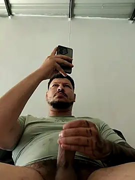 Snapshot of BadboyDirty1 chatting on 08/04/26, 02:19 BadboyDirty1 online show from 08/04/26, 02:19