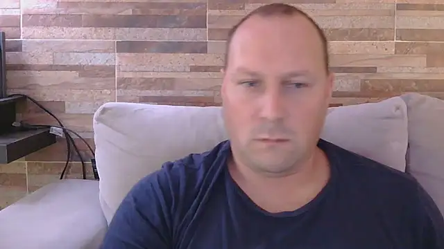 lustonfan online show from 04/10/26, 12:43