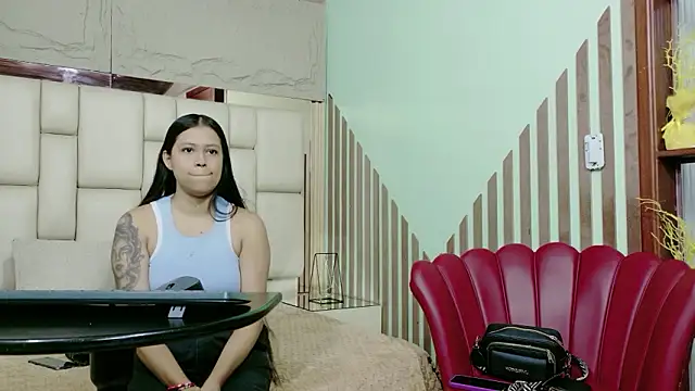 VikyANDfer online show from 03/19/26, 12:31