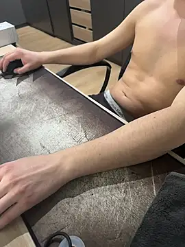 Nira16 online show from 03/11/26, 02:34