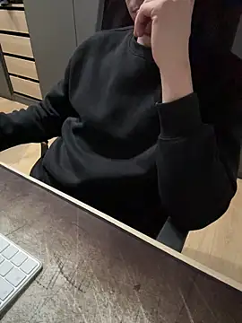 Nira16 online show from 04/13/26, 02:22