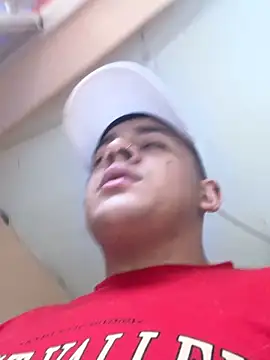 OliverTabordaa online show from 04/20/26, 05:05