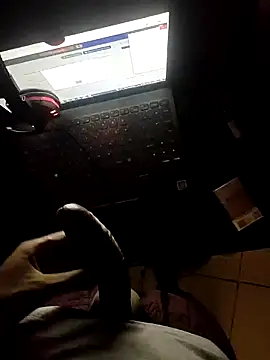 clayto77 online show from 03/04/26, 06:03