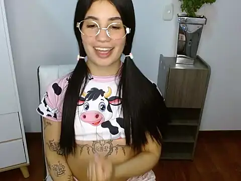 Lucy engel online show from 03/21/26, 12:26