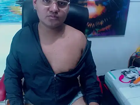 XNoahDeepThroatX online show from 03/11/26, 05:35