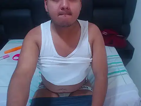 XNoahDeepThroatX online show from 03/19/26, 05:55