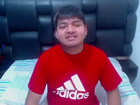 XNoahDeepThroatX online show from 03/26/26, 03:45