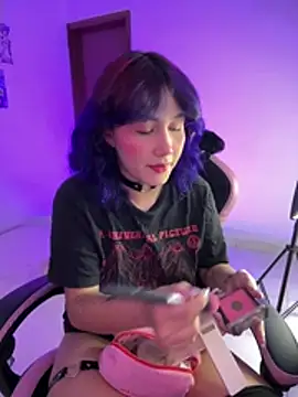 Snapshot of reicos_ chatting on 07/01/26, 06:04 reicos online show from 07/01/26, 06:04