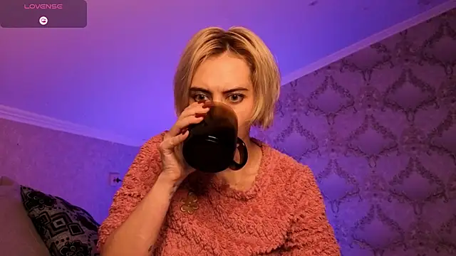 Blond ice online show from 04/07/26, 08:53