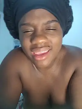 YourLiaa  online show from 04/01/26, 05:19