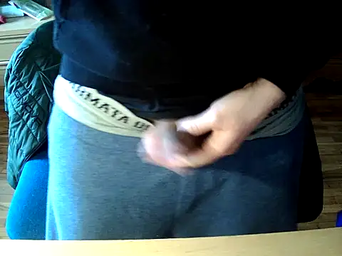 YoUnGbOy2018 online show from 03/12/26, 09:15