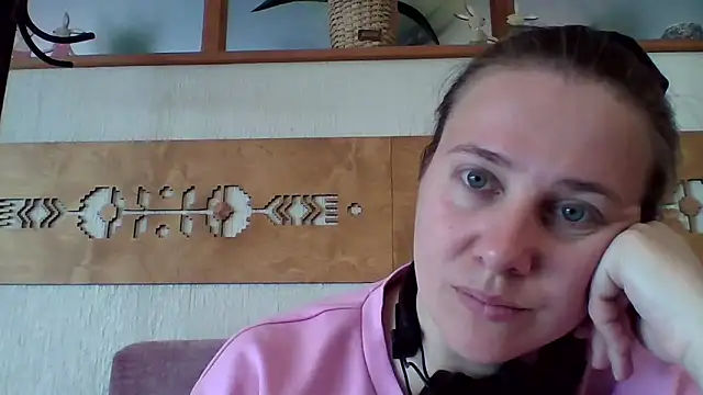 Nionelly online show from 04/17/26, 12:41