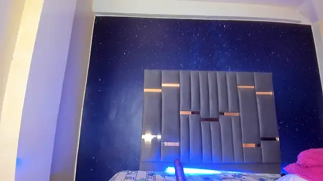 ChannelQueen online show from 04/09/26, 03:39