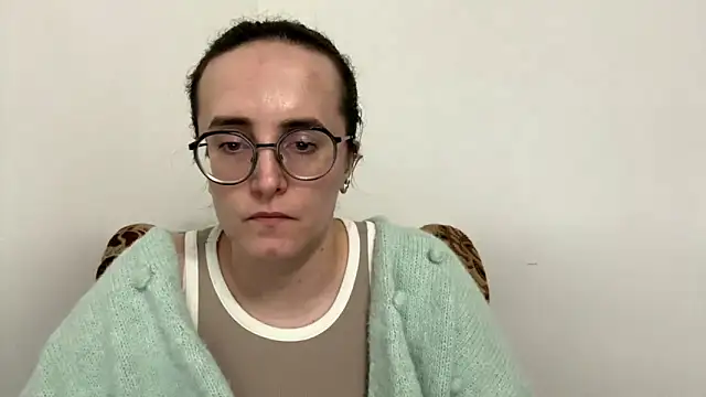 SofiaTease online show from 04/12/26, 05:18