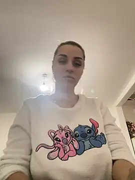 Giullyaxxx online show from 03/12/26, 04:13