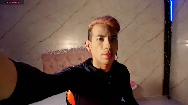 monserrat petite online show from 03/10/26, 02:44