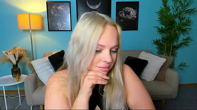 Nikolla  online show from 03/07/26, 02:47